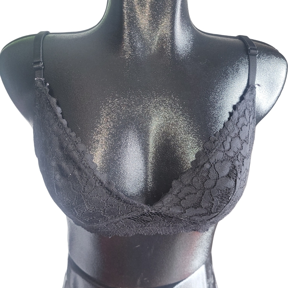 Rose + Vine Black Lace Bralette M